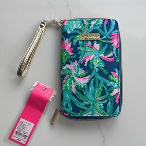 Lilly Pulitzer Tiki Palm Wristlet Macaw Blue Sweet Escape